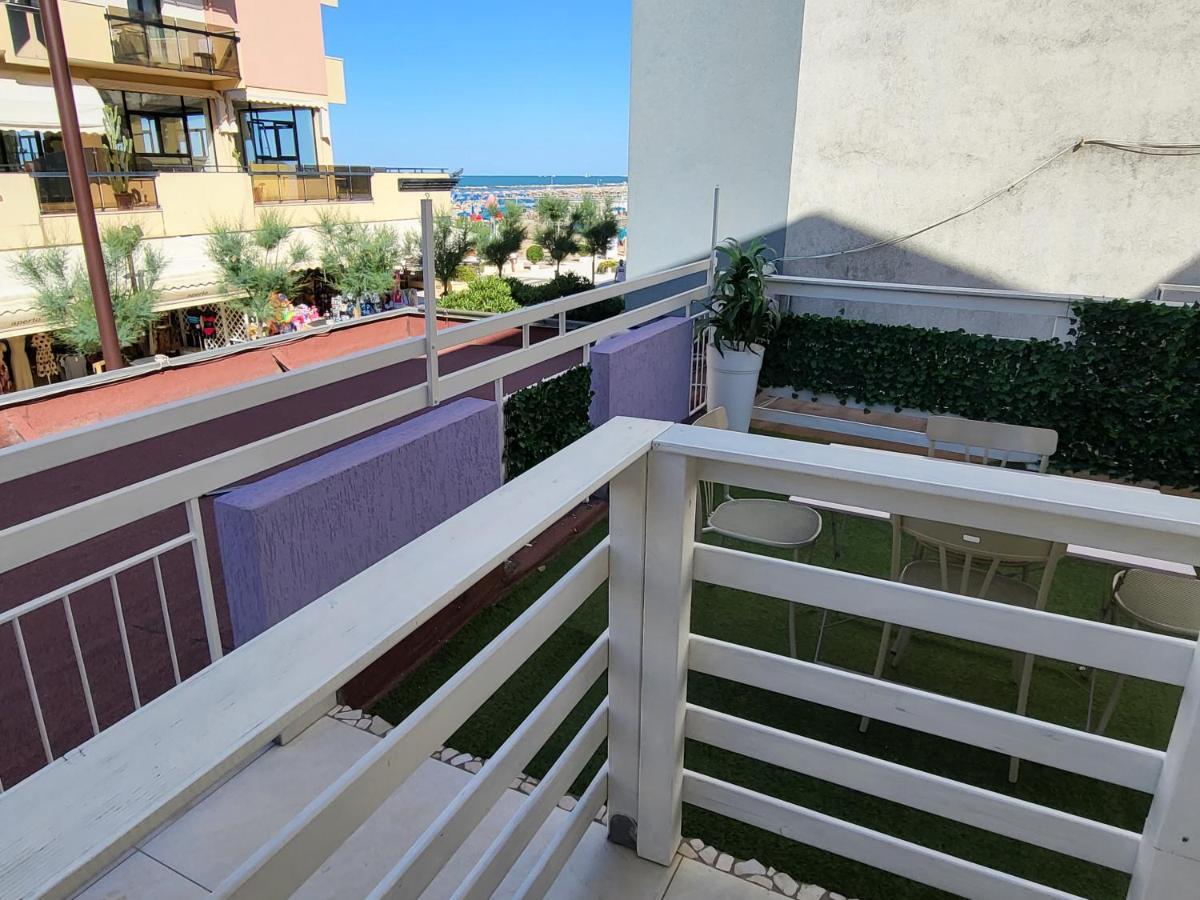 Residence Hotel Le Viole Rimini Exterior foto