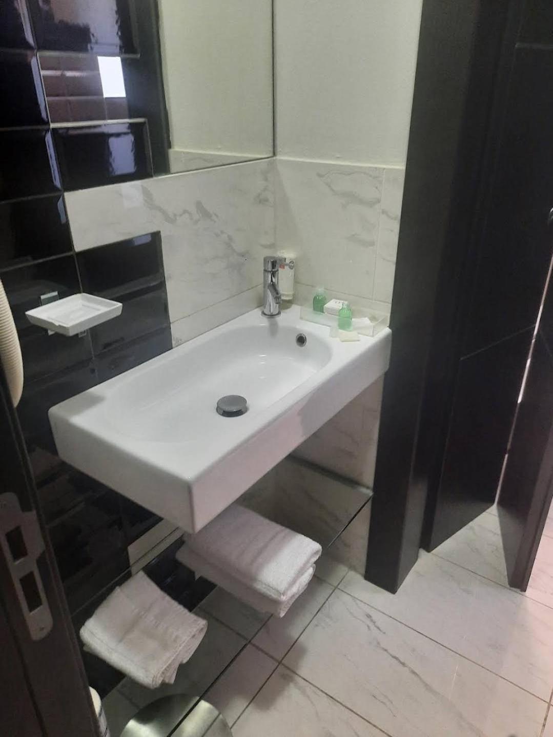 Residence Hotel Le Viole Rimini Exterior foto